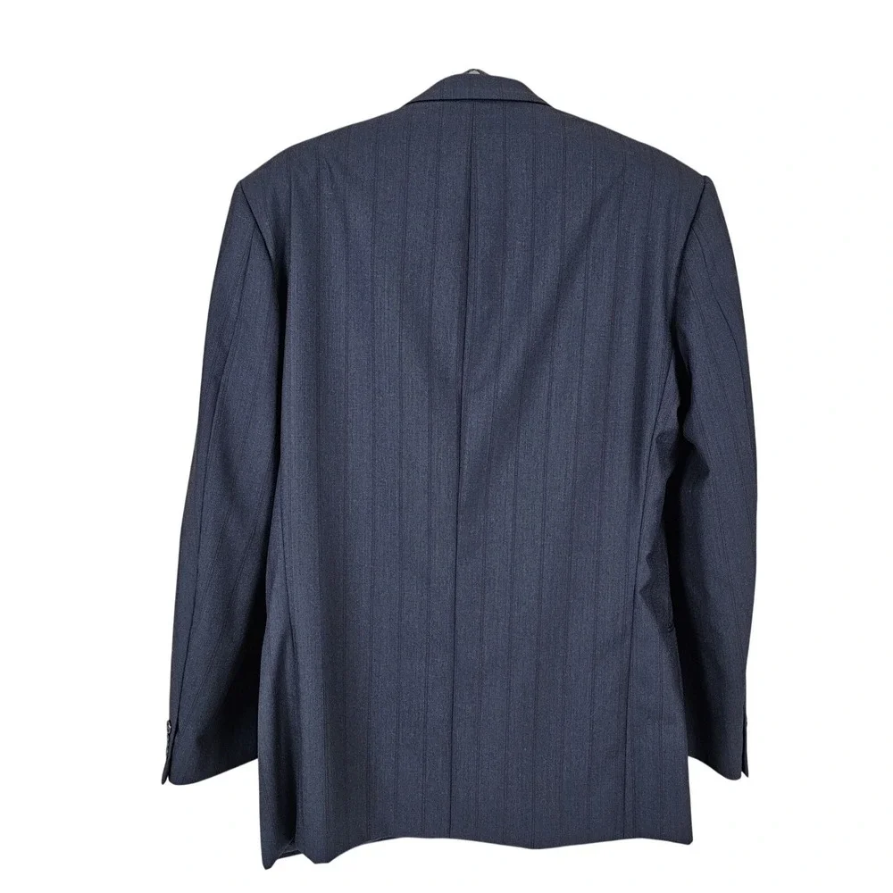 Yves Saint Laurent very good